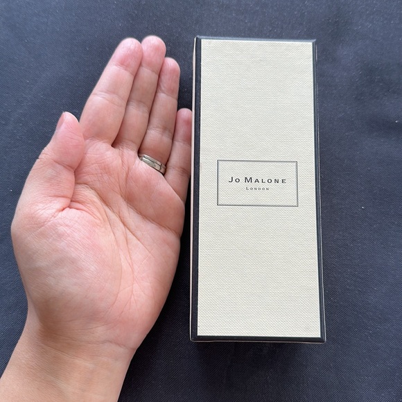 Small perfume box - Picture 3 of 3